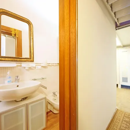 Dolcevita N 453 Canal View *